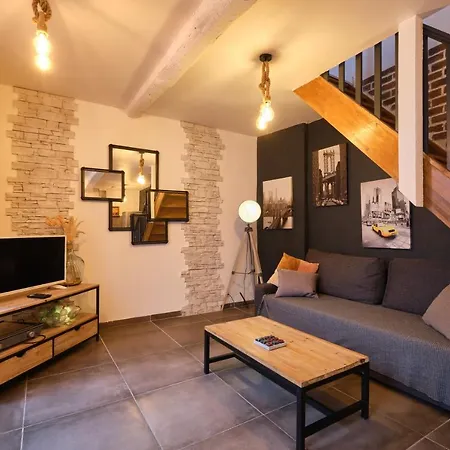 Melina - jacuzzi - maison avec cour climatisée proche cité médiéval-2